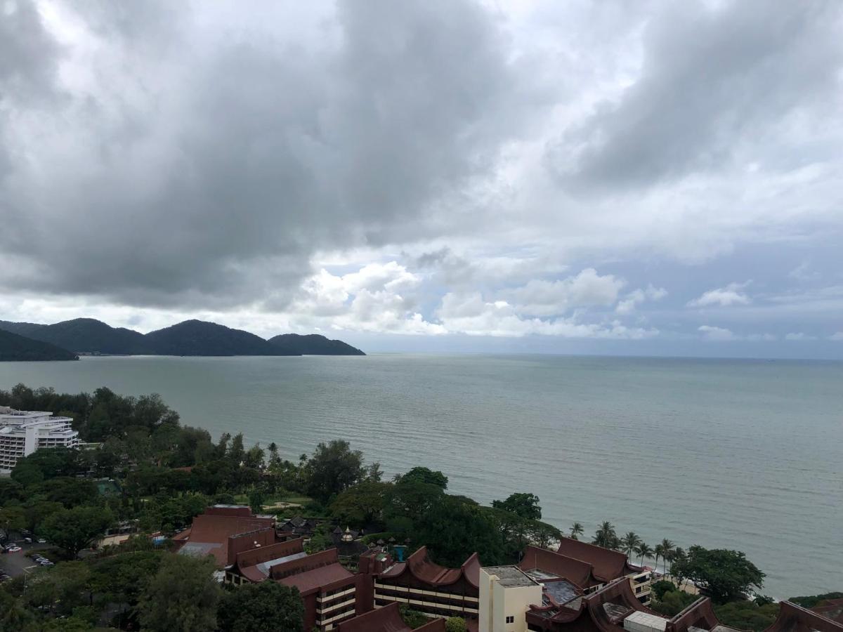 Beach Resort 7 Home Stay Sri Sayang Apartment Batu Ferringhi 3Bedroom 외부 사진