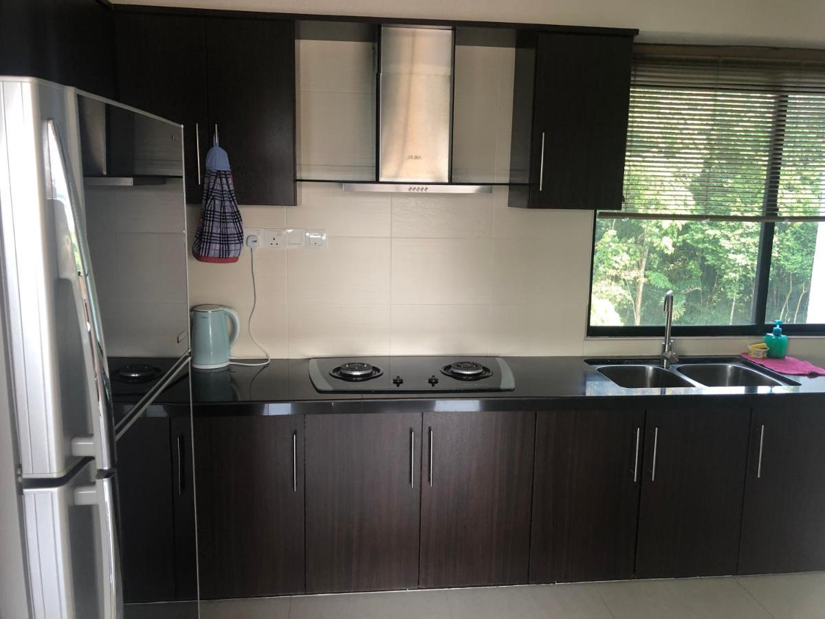 Beach Resort 7 Home Stay Sri Sayang Apartment Batu Ferringhi 3Bedroom 외부 사진