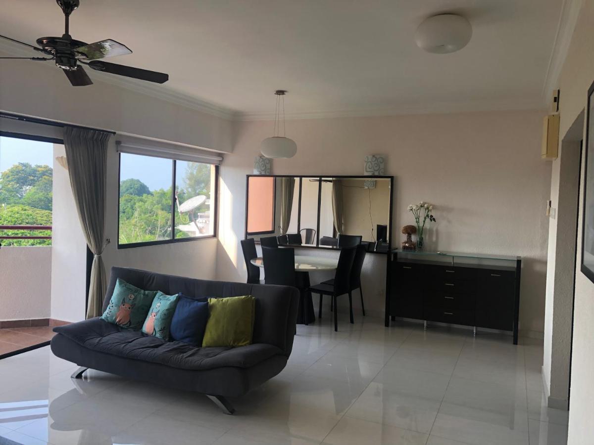Beach Resort 7 Home Stay Sri Sayang Apartment Batu Ferringhi 3Bedroom 외부 사진