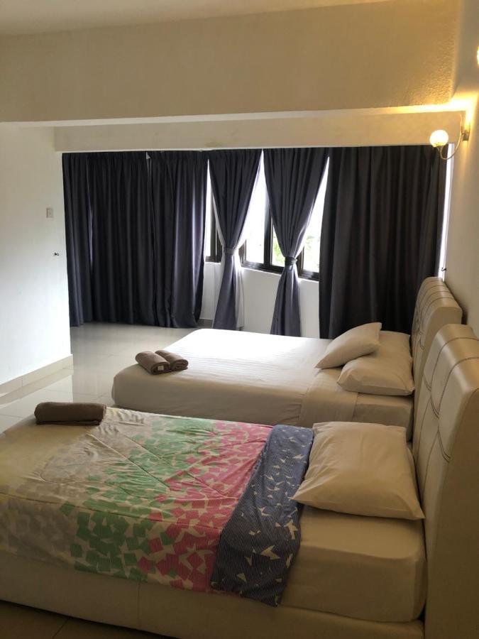 Beach Resort 7 Home Stay Sri Sayang Apartment Batu Ferringhi 3Bedroom 외부 사진