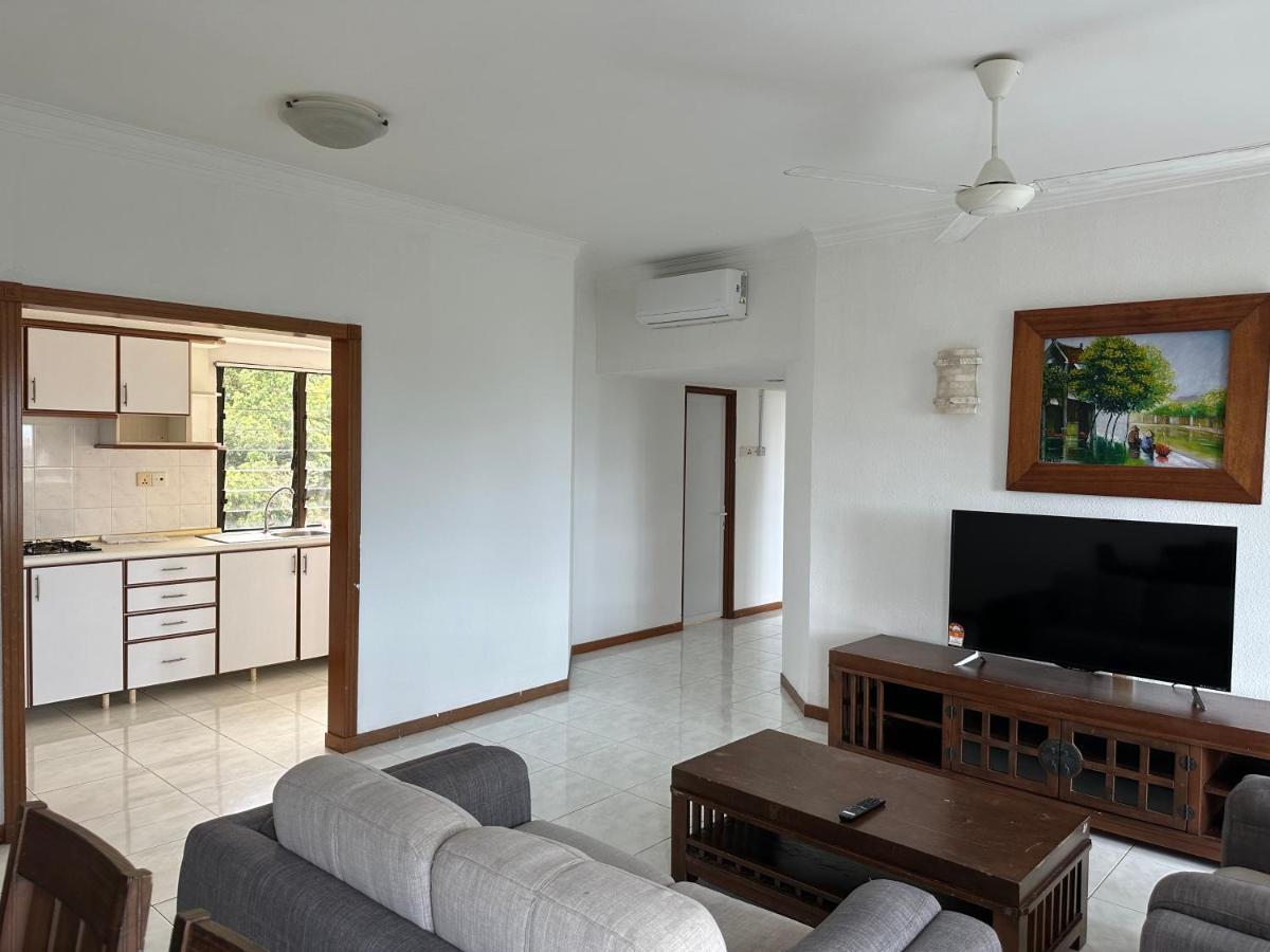 Beach Resort 7 Home Stay Sri Sayang Apartment Batu Ferringhi 3Bedroom 외부 사진