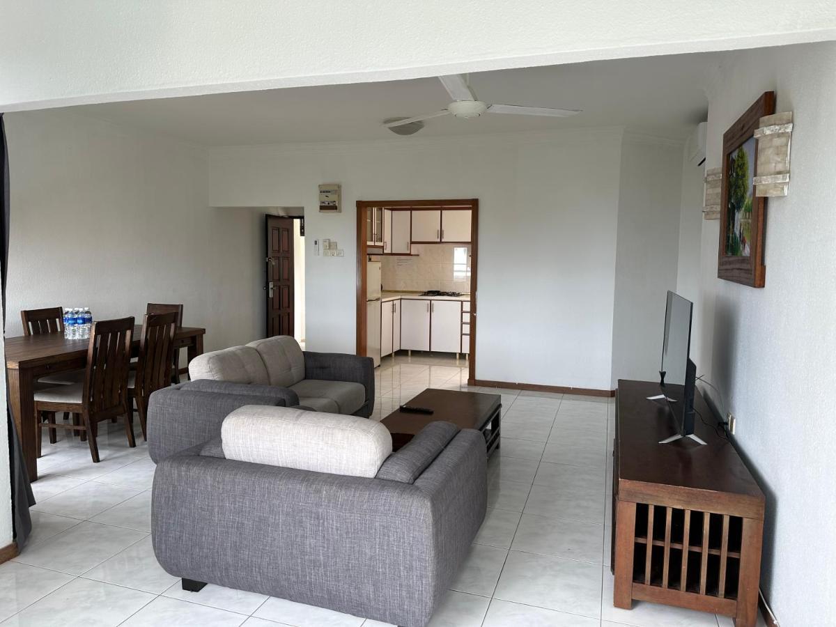 Beach Resort 7 Home Stay Sri Sayang Apartment Batu Ferringhi 3Bedroom 외부 사진